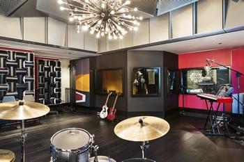 The Forbes Street Live Room