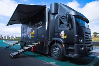 The new Epah UMA-5 SSL truck from the outside. Photograph by Renato Guirra